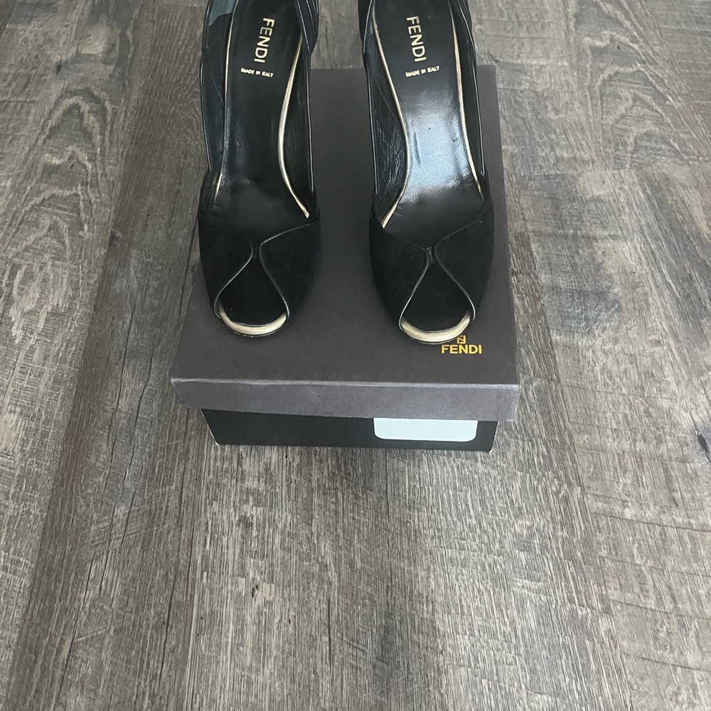 Fendi Black Women's Pumps